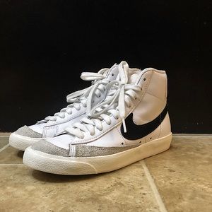 Nike blazers mid ‘77
